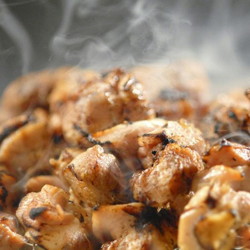 卵屋さんの鶏の炭火焼き 100g 福岡県産【冷凍または冷蔵】
